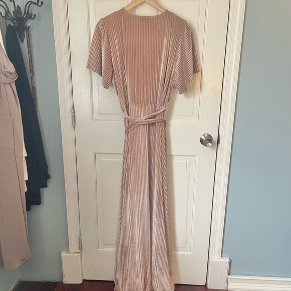 NWT Baltic Born Andi Dress 3X Ribbed Velvet Wrap Dress Champagne Bridesmaid - Picture 10 of 10